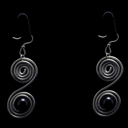 Handmade earrings with alpaca, black pearl and ancient Greek design