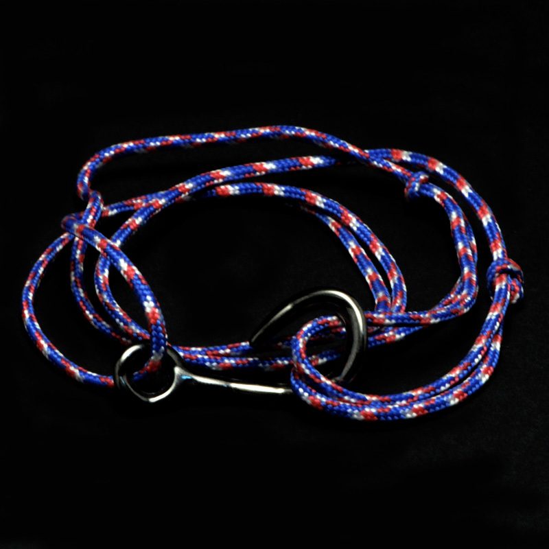 Handmade bracelet with black hook and climbing rope